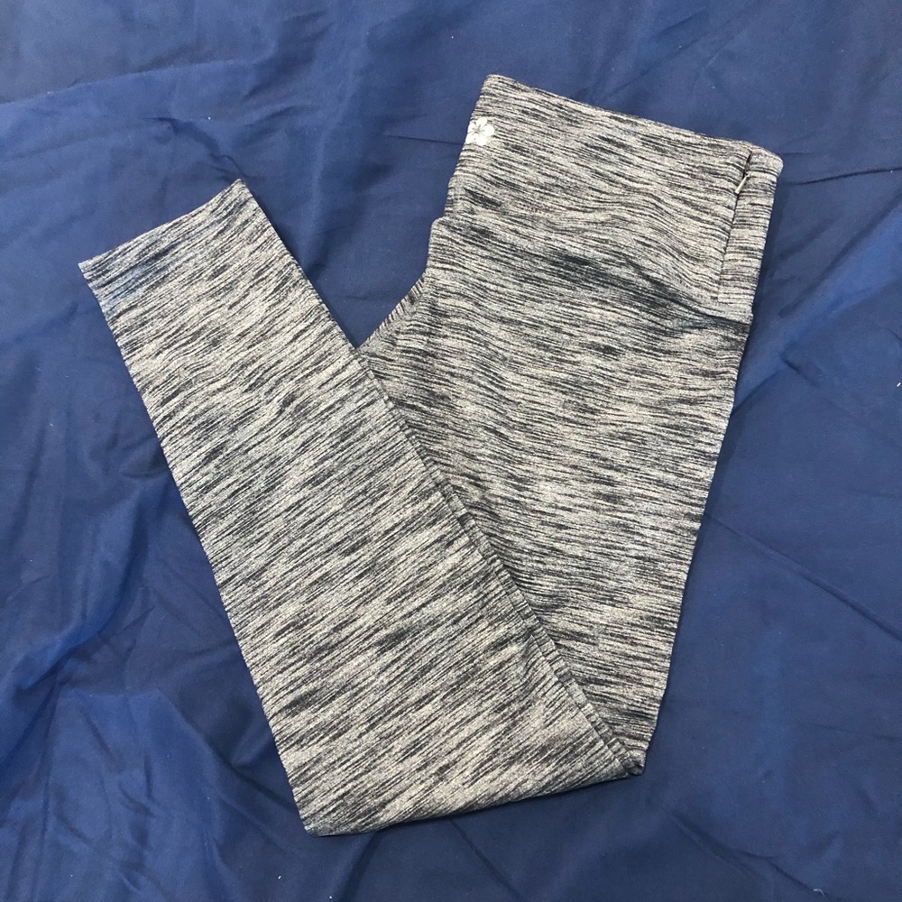NWOT Gray Heather Athletic Leggings